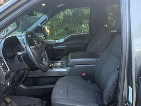 Used 2015 Ford F150 XLT w/ Equipment Group 302A Luxury AWD/4WD image 8