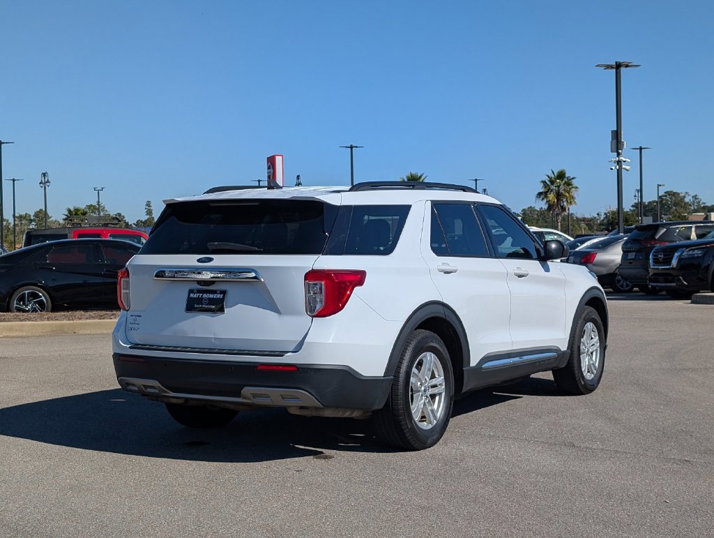 Used 2022 Ford Explorer XLT w/ Equipment Group 202A RWD image 7