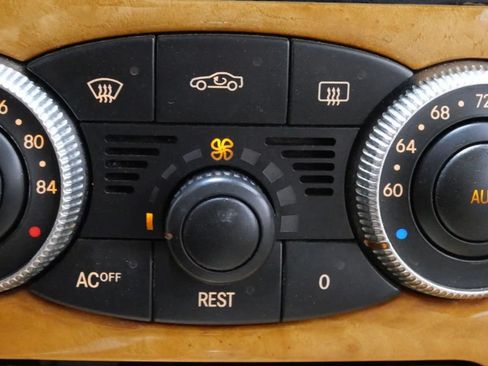 Used 2005 Mercedes-Benz SL 500 image 17