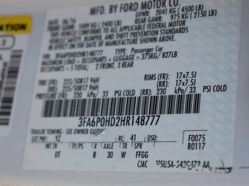 Used 2017 Ford Fusion SE FWD image 35