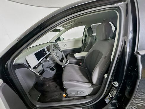 Used 2024 Hyundai Ioniq 5 SEL RWD image 13