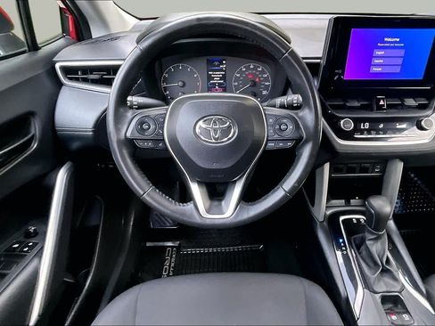 Certified 2024 Toyota Corolla Cross LE AWD/4WD image 6