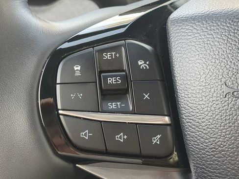 Used 2025 Ford Explorer Platinum image 26