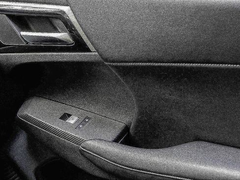 Used 2024 Mitsubishi Outlander AWD image 17