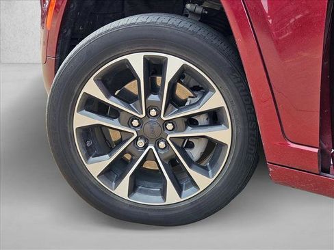 Used 2022 Jeep Grand Cherokee L Overland AWD/4WD image 9