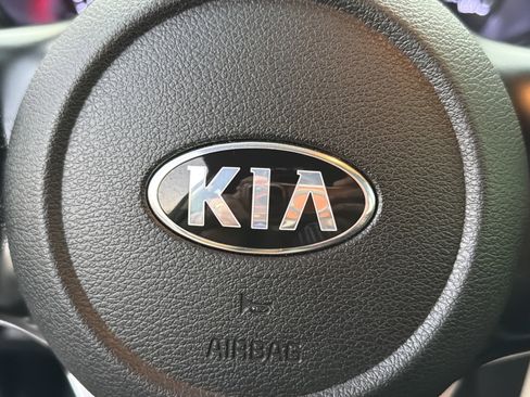 Used 2020 Kia Soul GT-Line image 25
