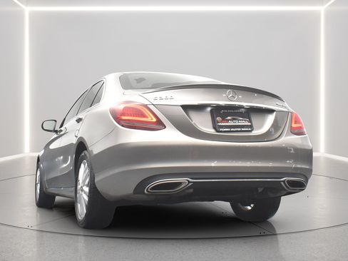 Used 2019 Mercedes-Benz C 300 4MATIC Sedan image 5