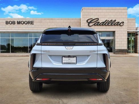 New 2025 Cadillac Lyriq Sport image 6
