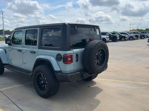 Used 2023 Jeep Wrangler Unlimited Sahara w/ Dual Top Group AWD/4WD image 8