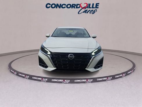 Certified 2023 Nissan Altima 2.5 SV FWD image 3