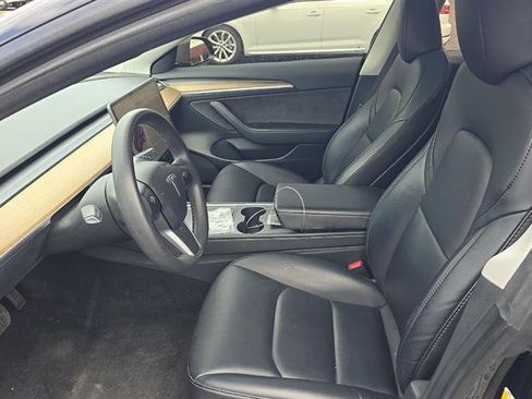 Used 2023 Tesla Model 3 Standard Range RWD image 8