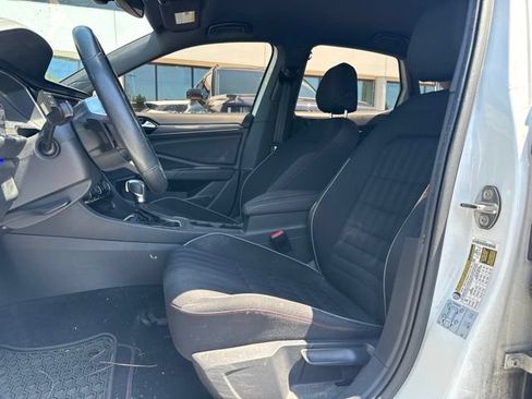 Used 2020 Volkswagen Jetta GLI FWD image 9