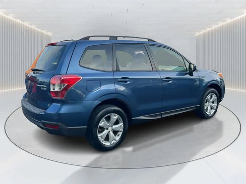 Used 2014 Subaru Forester 2.5i Premium w/ Popular Package #2 AWD/4WD image 4