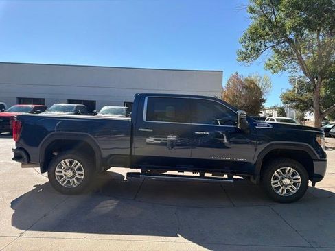 Used 2021 GMC Sierra 2500 Denali w/ Denali Ultimate Package AWD/4WD image 7