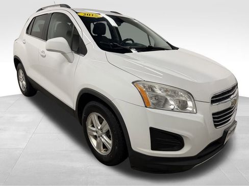 Used 2015 Chevrolet Trax LT w/ LT Plus Package image 2