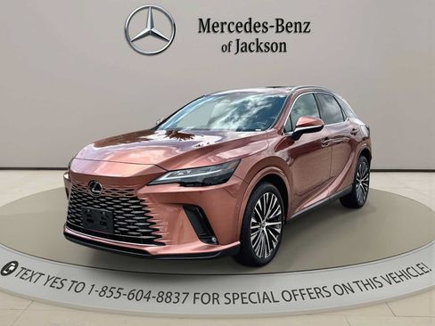 Used 2024 Lexus RX 350 Premium Plus w/ Convenience Package AWD/4WD image 4