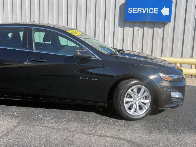 Used 2021 Chevrolet Malibu LT FWD image 28
