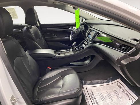 Used 2019 Buick LaCrosse Essence image 15