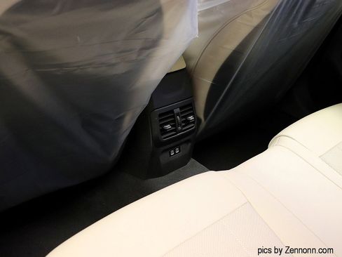 Used 2026 BMW 228i xDrive w/ Technology Package image 19