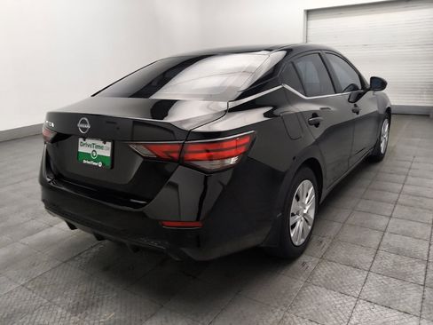 Used 2025 Nissan Sentra S FWD image 9