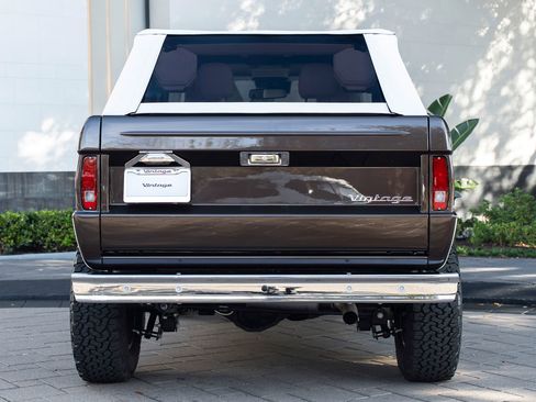 Used 2024 Ford Bronco Black Diamond AWD/4WD image 46