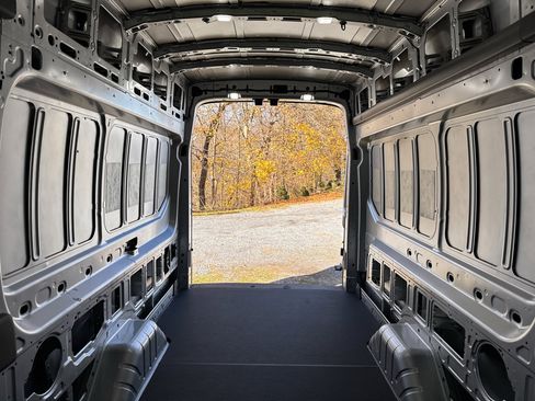 New 2026 Ford Transit 350 148 High Roof Extended image 7