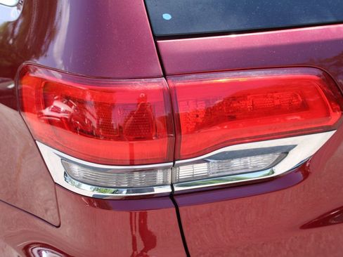 Used 2014 Jeep Grand Cherokee Limited w/ Trailer Tow Group IV RWD image 10