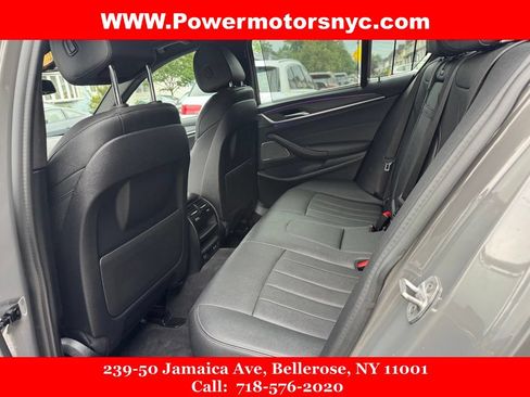 Used 2021 BMW 530i xDrive w/ Executive Package AWD/4WD image 23