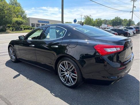 Used 2018 Maserati Ghibli RWD image 4