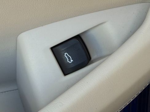 Used 2022 BMW M8 Competition AWD/4WD image 35