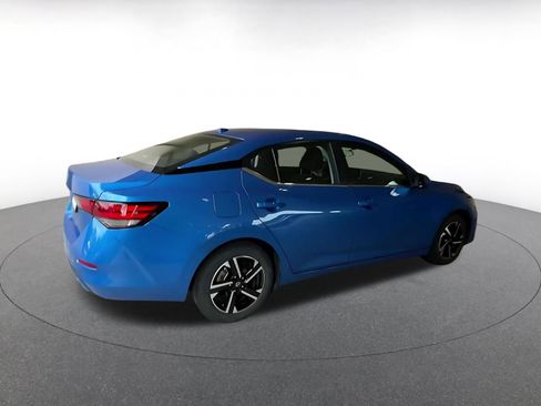Used 2025 Nissan Sentra SV image 15