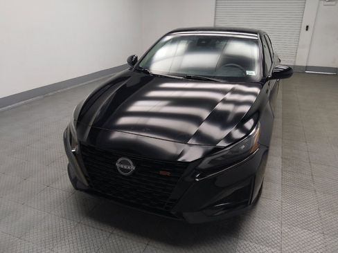 Used 2024 Nissan Altima 2.5 SR FWD image 15