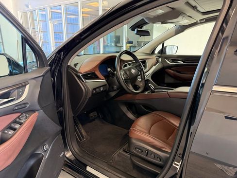 Used 2021 Buick Enclave Avenir w/ Avenir Technology Package image 8