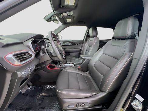 Used 2023 Chevrolet TrailBlazer RS image 22