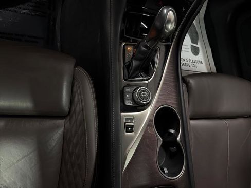 Used 2017 INFINITI Q50 Sport image 49