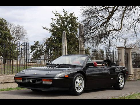 Used 1989 Ferrari Mondial T Cabriolet RWD image 6