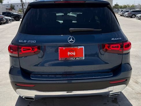 Used 2022 Mercedes-Benz GLB 250 4MATIC image 8