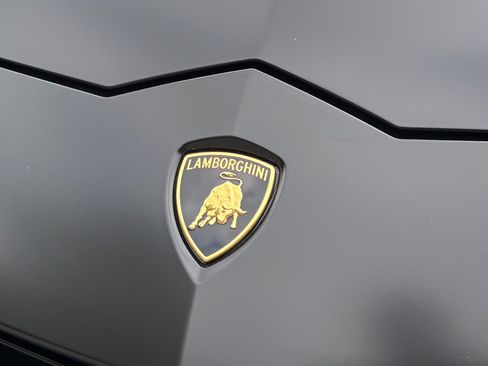 Used 2020 Lamborghini Urus AWD/4WD image 62