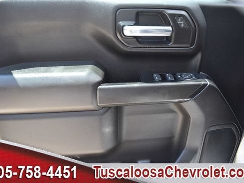 Certified 2022 Chevrolet Silverado 1500 W/T w/ WT Value Package AWD/4WD image 18