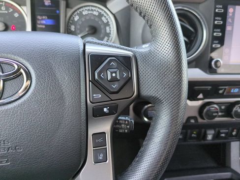 Used 2022 Toyota Tacoma Limited RWD image 25