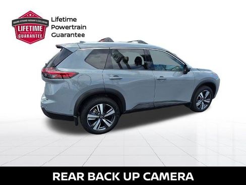 Certified 2024 Nissan Rogue SL w/ SL Premium Package AWD/4WD image 9