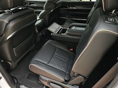 New 2026 Jeep Grand Wagoneer Summit AWD/4WD image 13