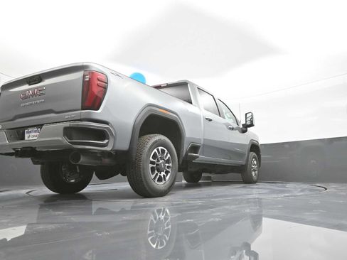 New 2026 GMC Sierra 2500 SLT AWD/4WD image 36