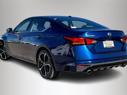 Used 2023 Nissan Altima 2.5 SR image 4