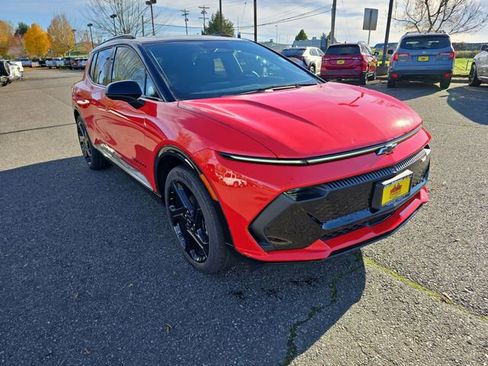 New 2026 Chevrolet Equinox EV RS image 8