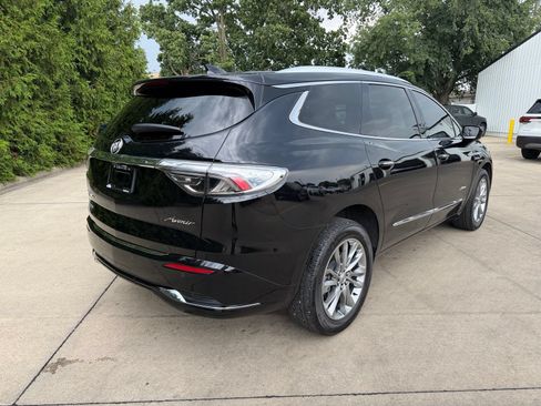 Used 2024 Buick Enclave Avenir w/ Avenir Technology Package AWD/4WD image 31