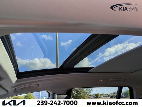 Used 2022 BMW X7 xDrive40i w/ Executive Package image 21