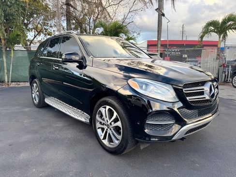 Used 2018 Mercedes-Benz GLE 350 w/ Premium 1 Package image 14