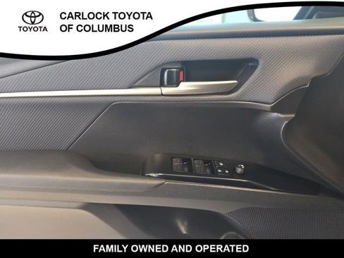 Used 2025 Toyota Camry SE w/ Convenience Package FWD image 11