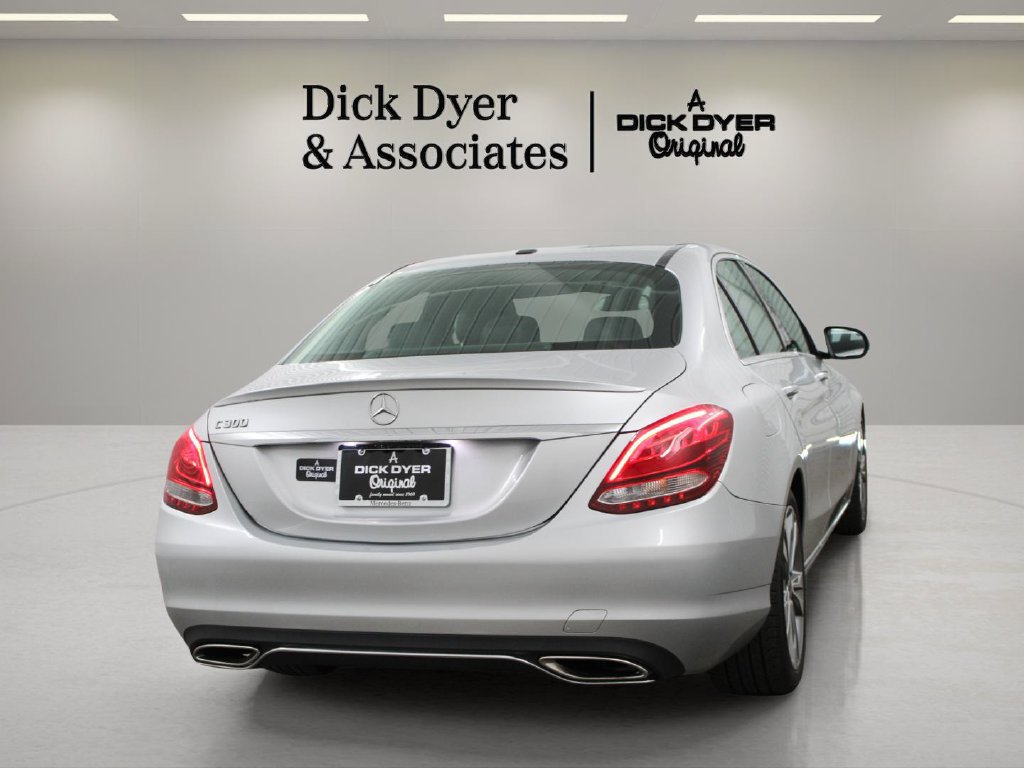 Used 2018 Mercedes-Benz C 300 Sedan image 11